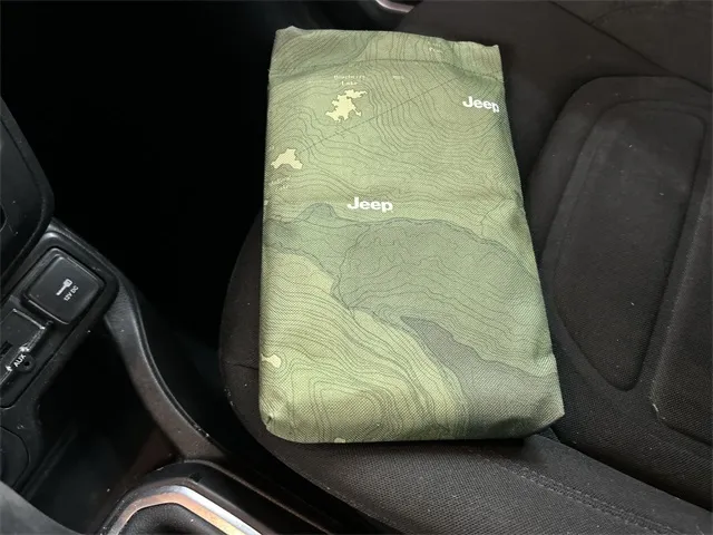 2021 Jeep Renegade Latitude photo 23