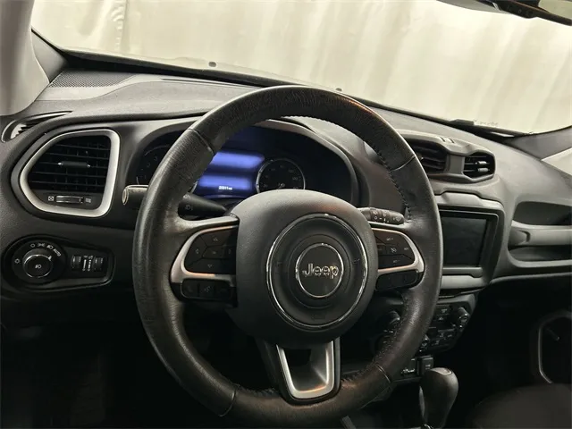 2021 Jeep Renegade Latitude photo 8