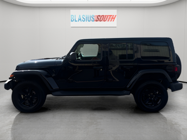 2021 Jeep Wrangler view 4
