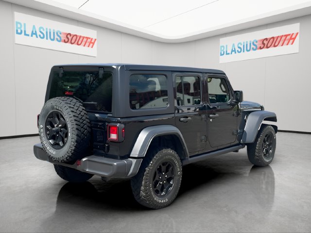 2023 Jeep Wrangler view 3