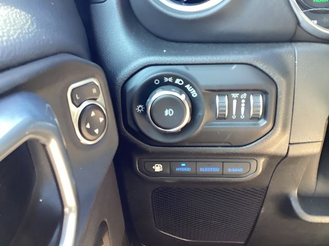 2021 Jeep Wrangler Unlimited Rubicon 4XE - Photo 22