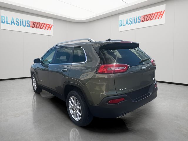 2018 Jeep Cherokee view 5