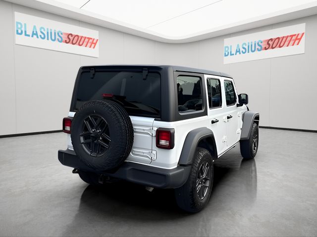 2025 Jeep Wrangler view 3