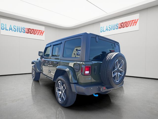 2024 Jeep Wrangler view 5