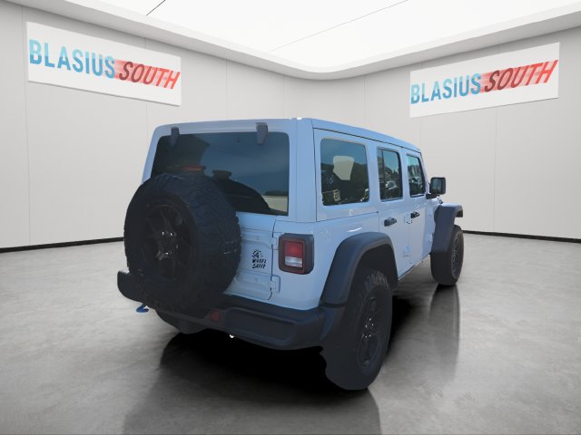 2024 Jeep Wrangler view 3