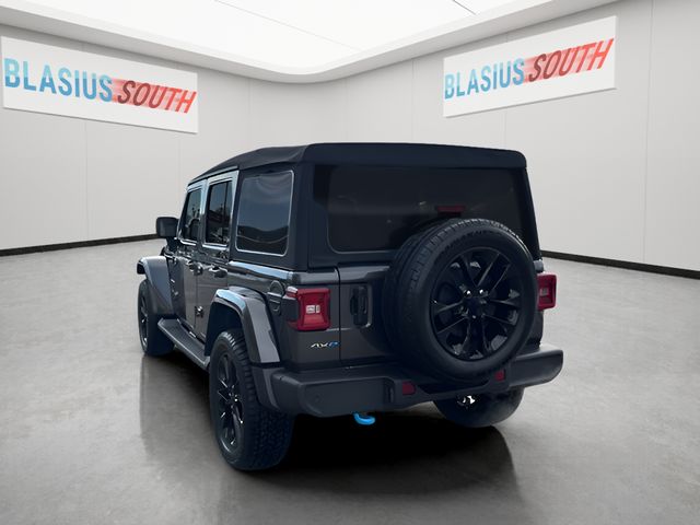 2024 Jeep Wrangler view 5