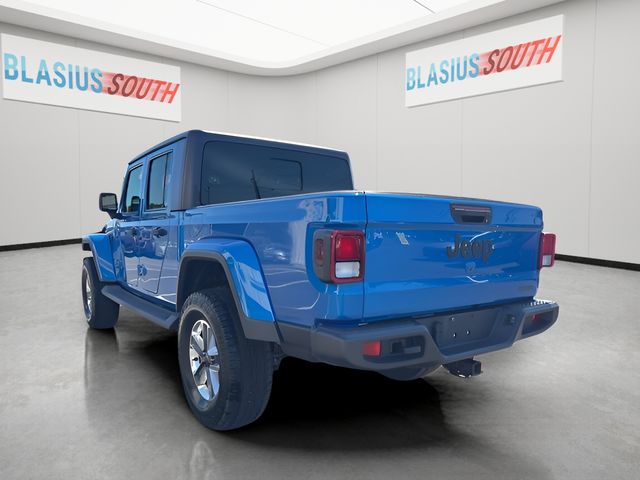 2020 Jeep Gladiator view 5