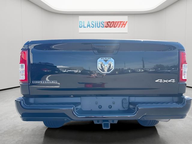 2023 Ram 1500 view 4