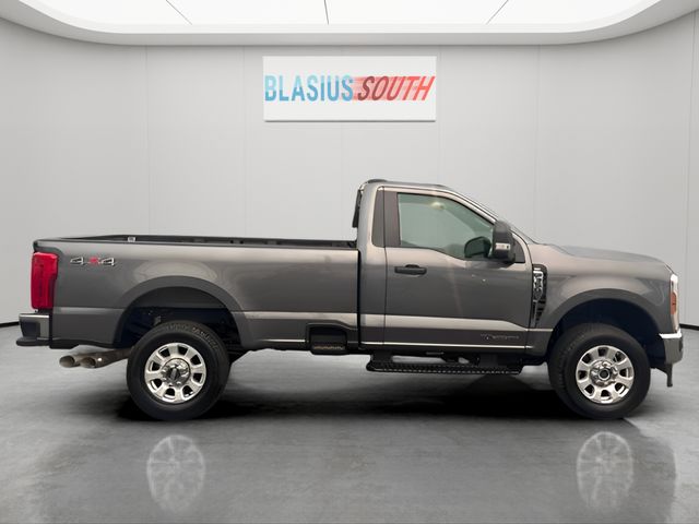 2024 Ford F-350SD view 2