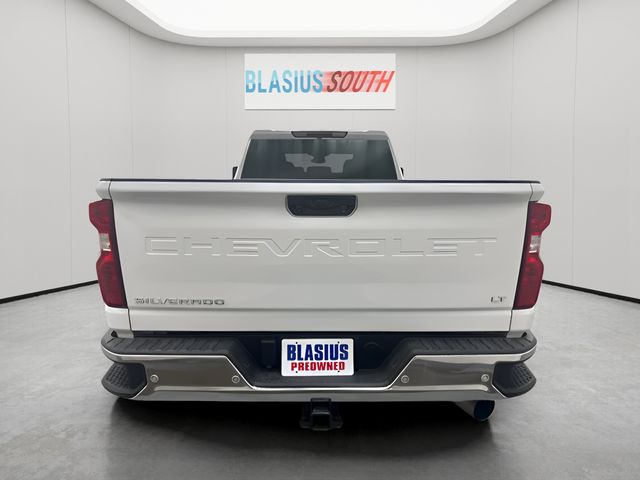 2025 Chevrolet Silverado 2500HD view 3