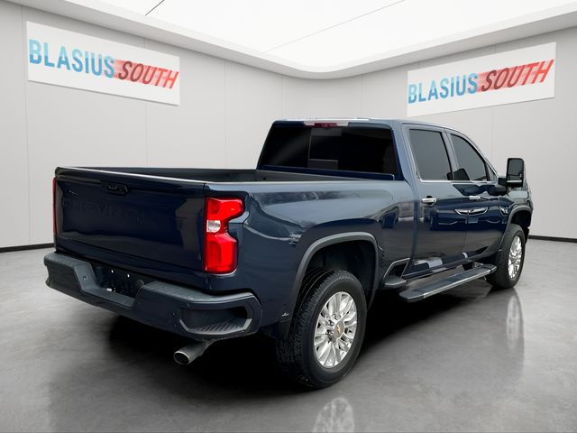 2021 Chevrolet Silverado 2500HD view 3