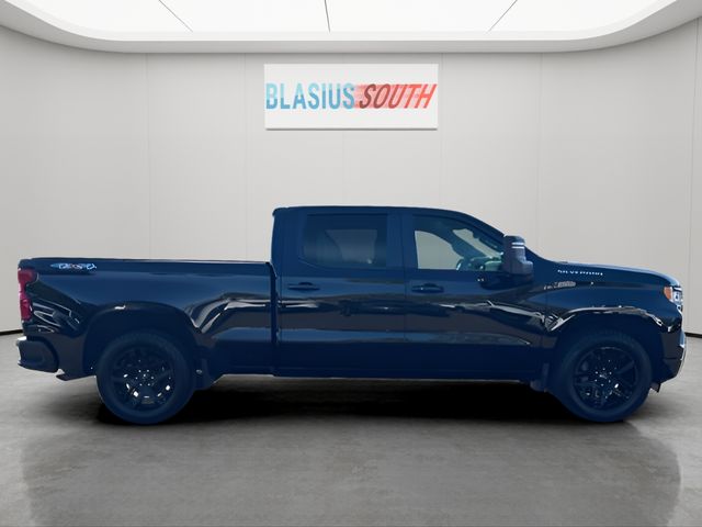 2023 Chevrolet Silverado 1500 view 2