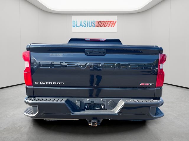 2023 Chevrolet Silverado 1500 view 4