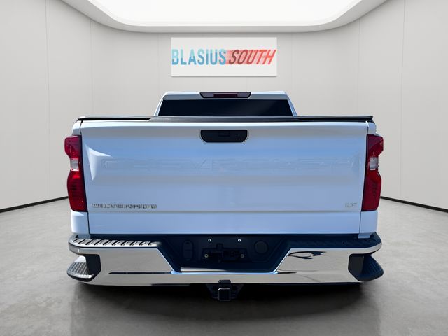 2021 Chevrolet Silverado 1500 view 4