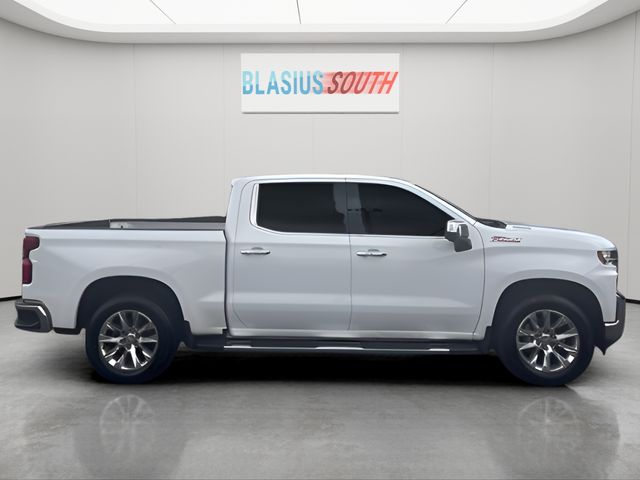 2021 Chevrolet Silverado 1500 view 2