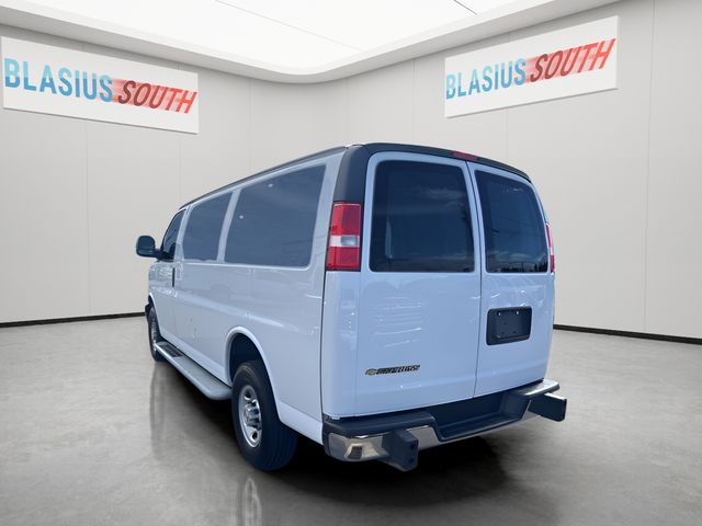 2024 Chevrolet Express 2500 view 5