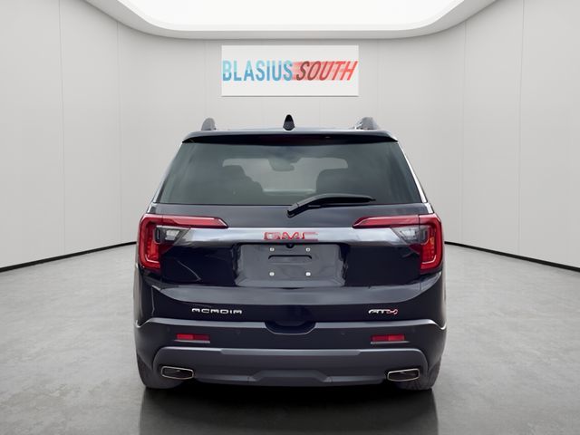 2023 GMC Acadia view 4