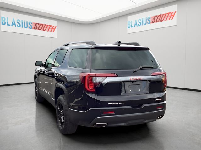 2023 GMC Acadia view 5