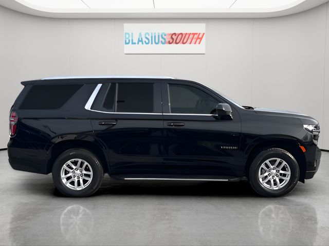 2024 Chevrolet Tahoe view 2