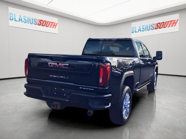 2023 GMC Sierra 2500HD view 3