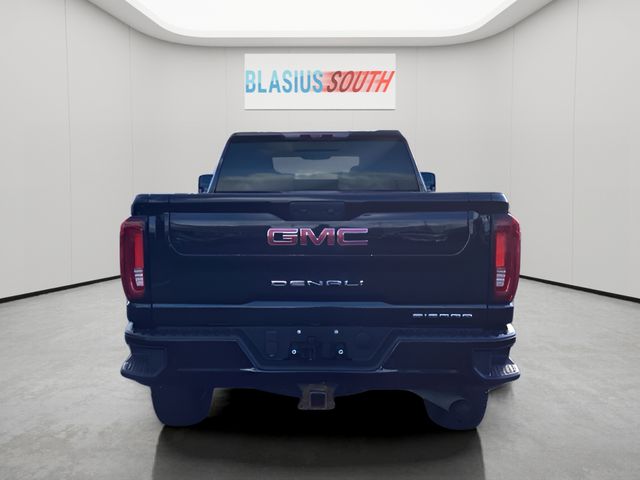 2023 GMC Sierra 2500HD view 4