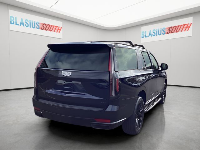 2023 Cadillac Escalade ESV view 3