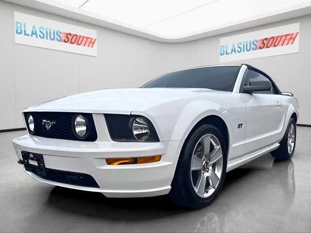 2007 Ford Mustang view 5