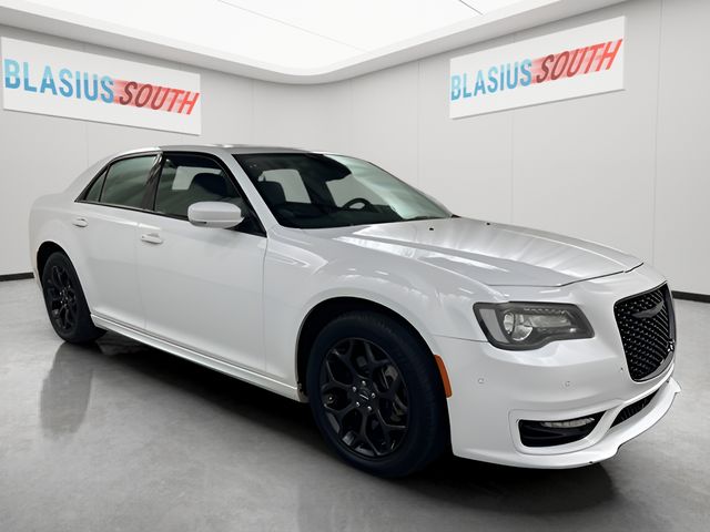 2023 Chrysler 300