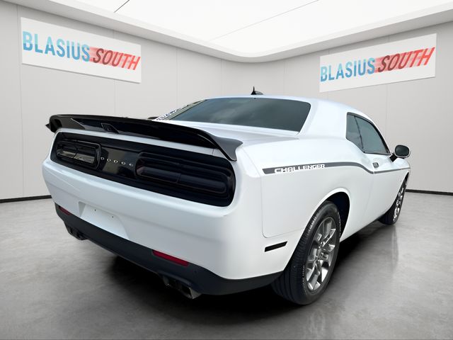 2017 Dodge Challenger view 3