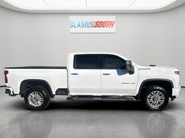 2023 Chevrolet Silverado 2500HD view 2