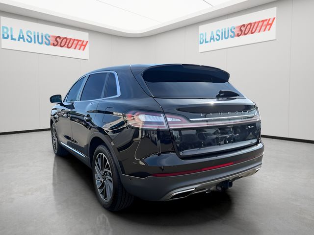 2019 Lincoln Nautilus view 5