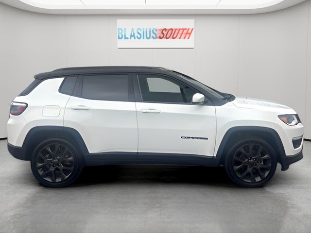 2019 Jeep Compass view 2