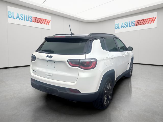 2019 Jeep Compass view 3