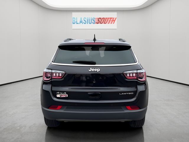 2024 Jeep Compass view 4