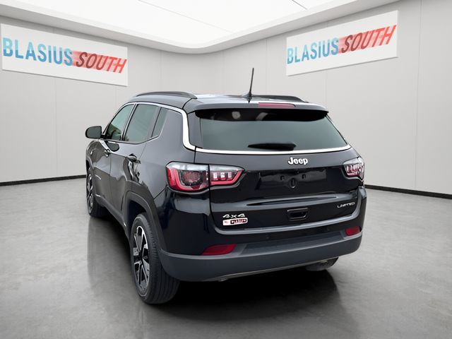 2024 Jeep Compass view 5