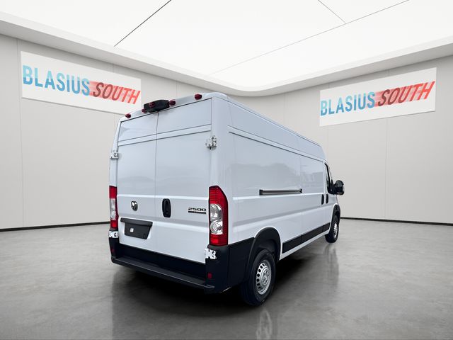 2024 Ram ProMaster 2500 view 3