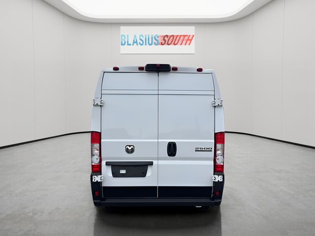 2024 Ram ProMaster 2500 view 4