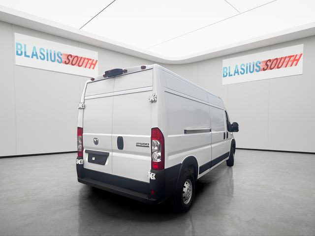 2023 Ram ProMaster 2500 view 3