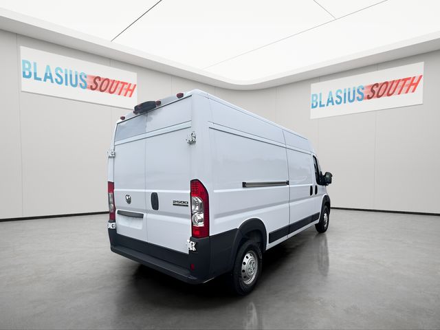2023 Ram ProMaster 2500 view 3