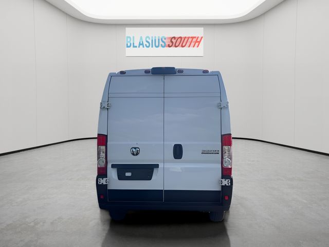 2025 Ram ProMaster 3500 view 4