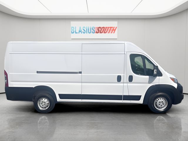 2023 Ram ProMaster 3500 view 2