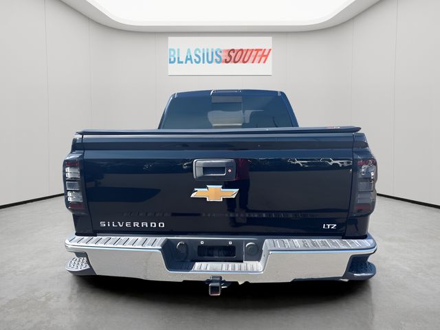 2016 Chevrolet Silverado 1500 view 4