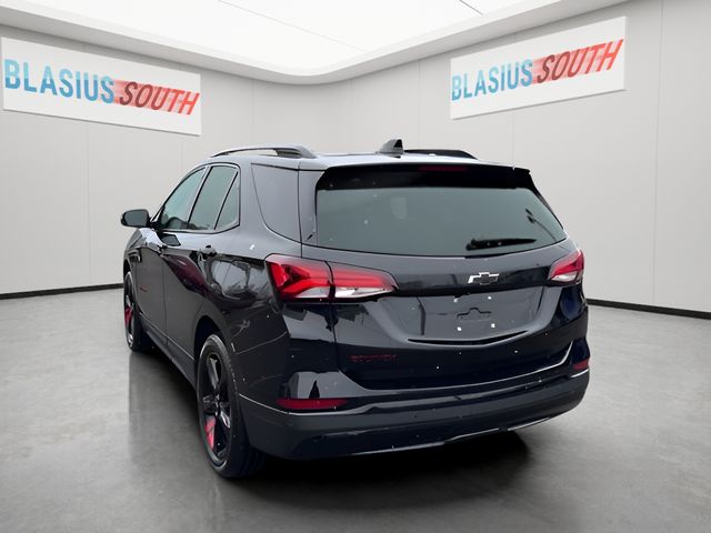 2024 Chevrolet Equinox view 5