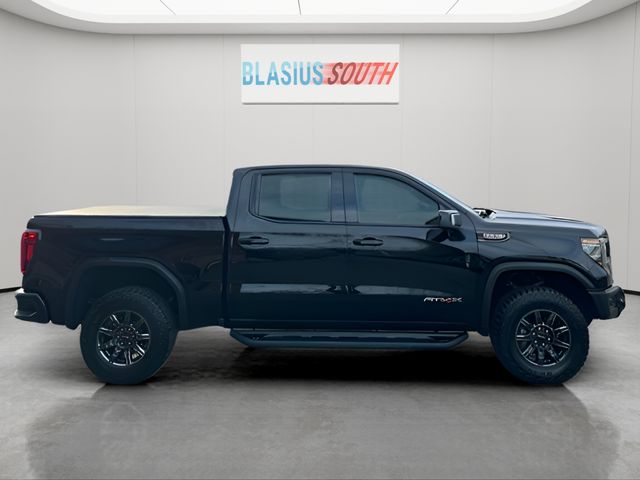 2024 GMC Sierra 1500 view 2