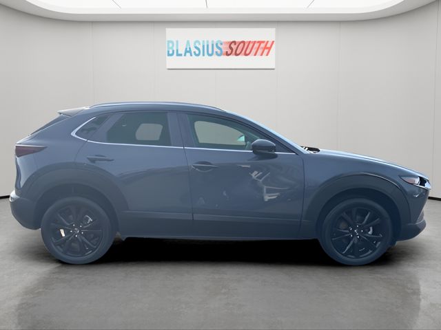 2022 Mazda CX-30 view 2
