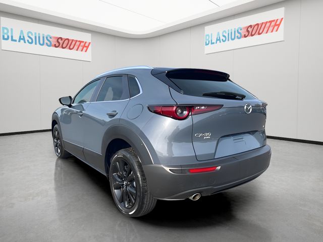 2022 Mazda CX-30 view 5