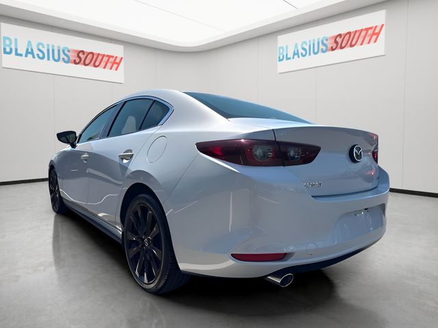 2024 Mazda Mazda3 view 5