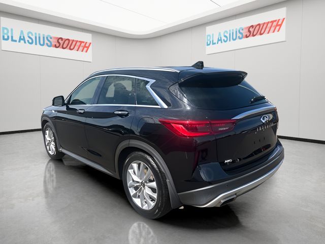 2021 INFINITI QX50 view 5