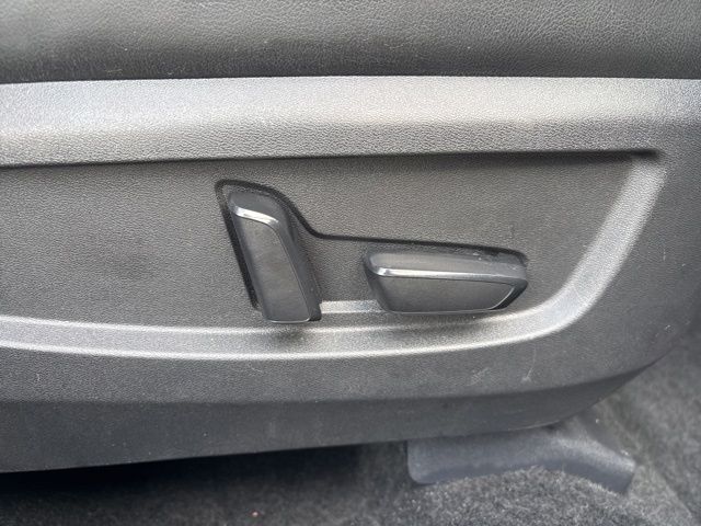 2023 INFINITI QX55 view 5
