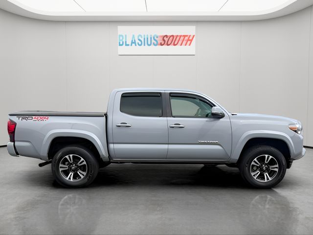 2019 Toyota Tacoma view 2